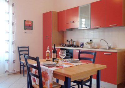 Casa Vacanze Appartamento Monolocale In Centro Tuttialmare